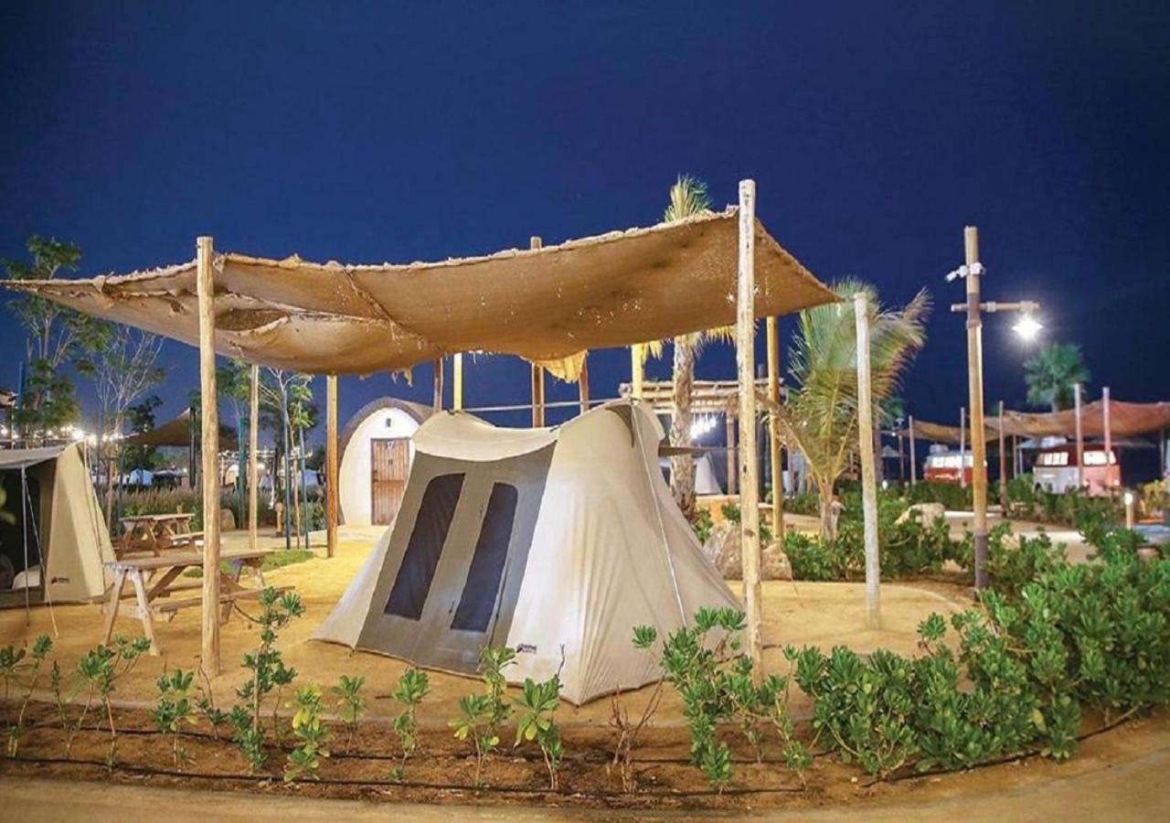 Hotel Bab Al Nojoum Hudayriyat Camp à Abou Dabi Extérieur photo